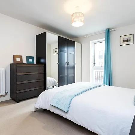 Greenwich House-2